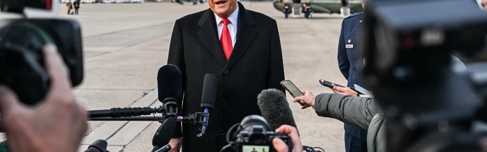 特朗普回应格陵兰岛总理选择丹麦而非美国：我不同意，他会有大麻烦